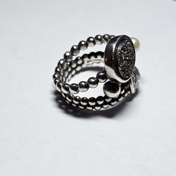 Genuine Druzy Quartz, Pearl, and Crystal Ring Size 7! - Picture 3 of 8